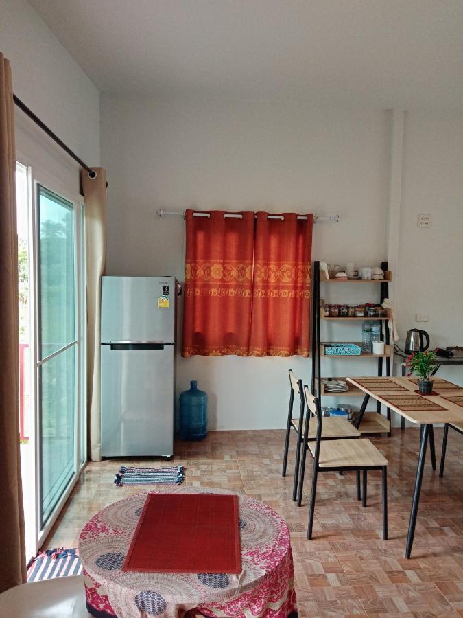 Lanta Dareen Garden Home Ko Lanta Kültér fotó