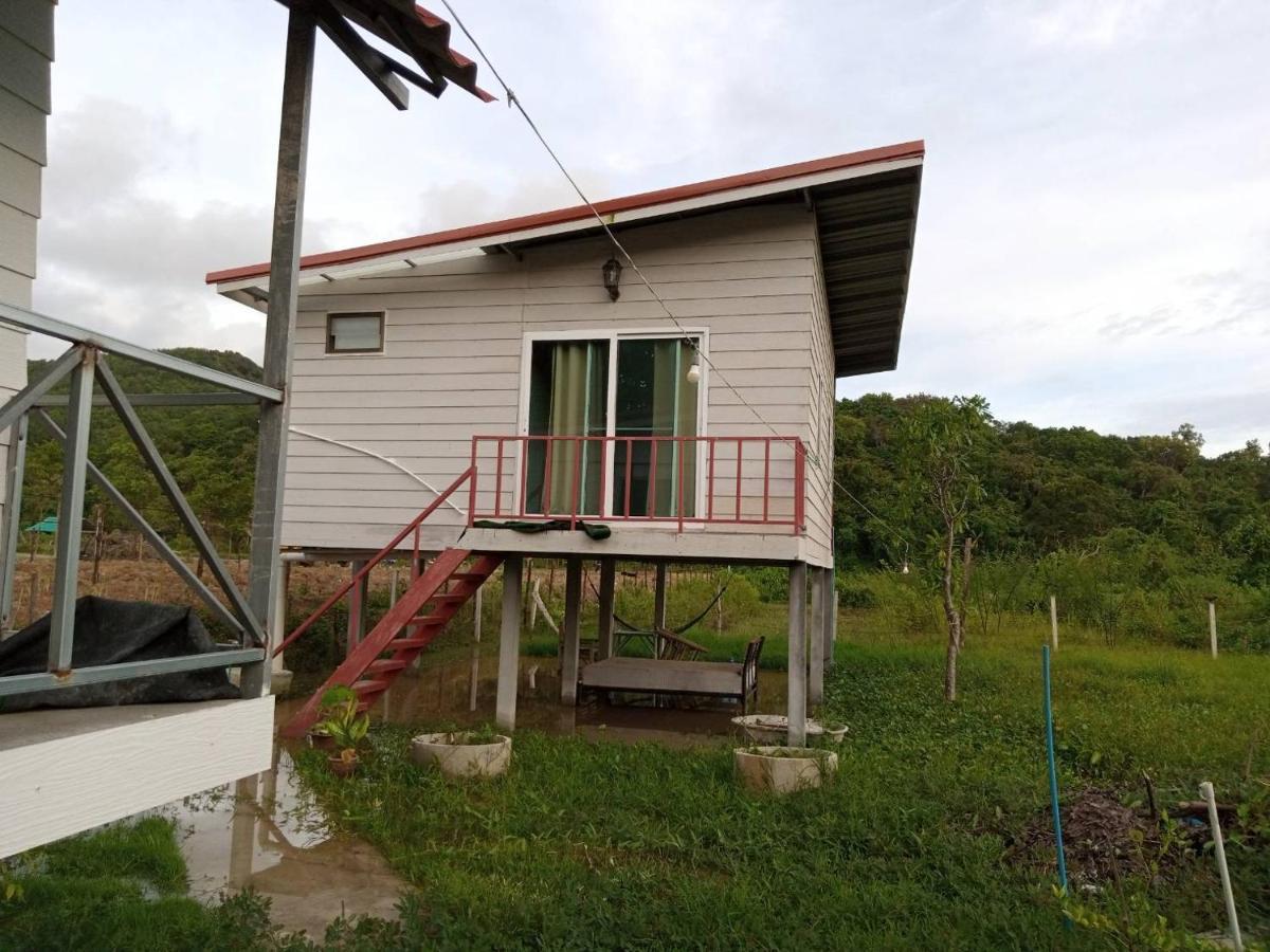 Lanta Dareen Garden Home Ko Lanta Kültér fotó